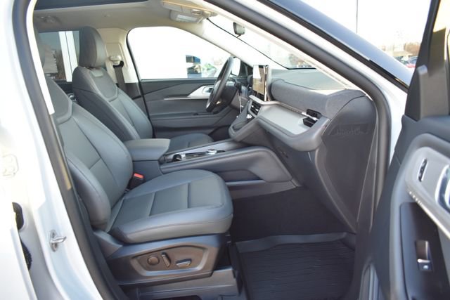 New 2026 Ford Explorer Active w/ Active Comfort Package image 47