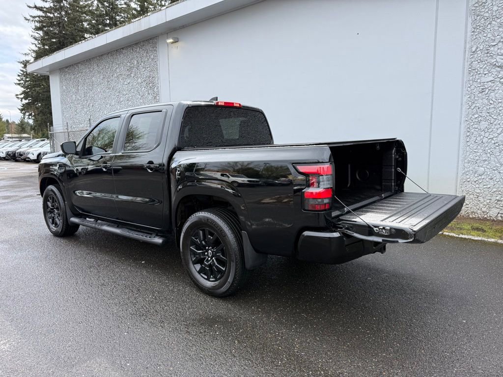 Certified 2023 Nissan Frontier SV w/ Midnight Edition Package image 12
