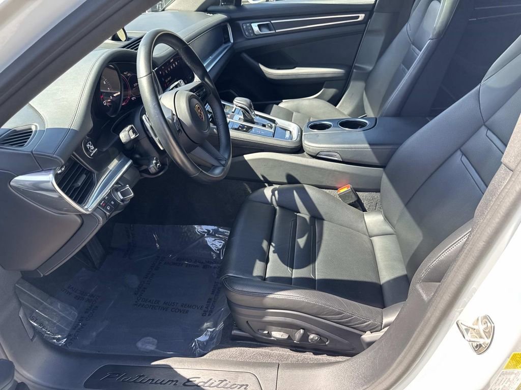 Used 2023 Porsche Panamera 4 Platinum Edition AWD/4WD image 17