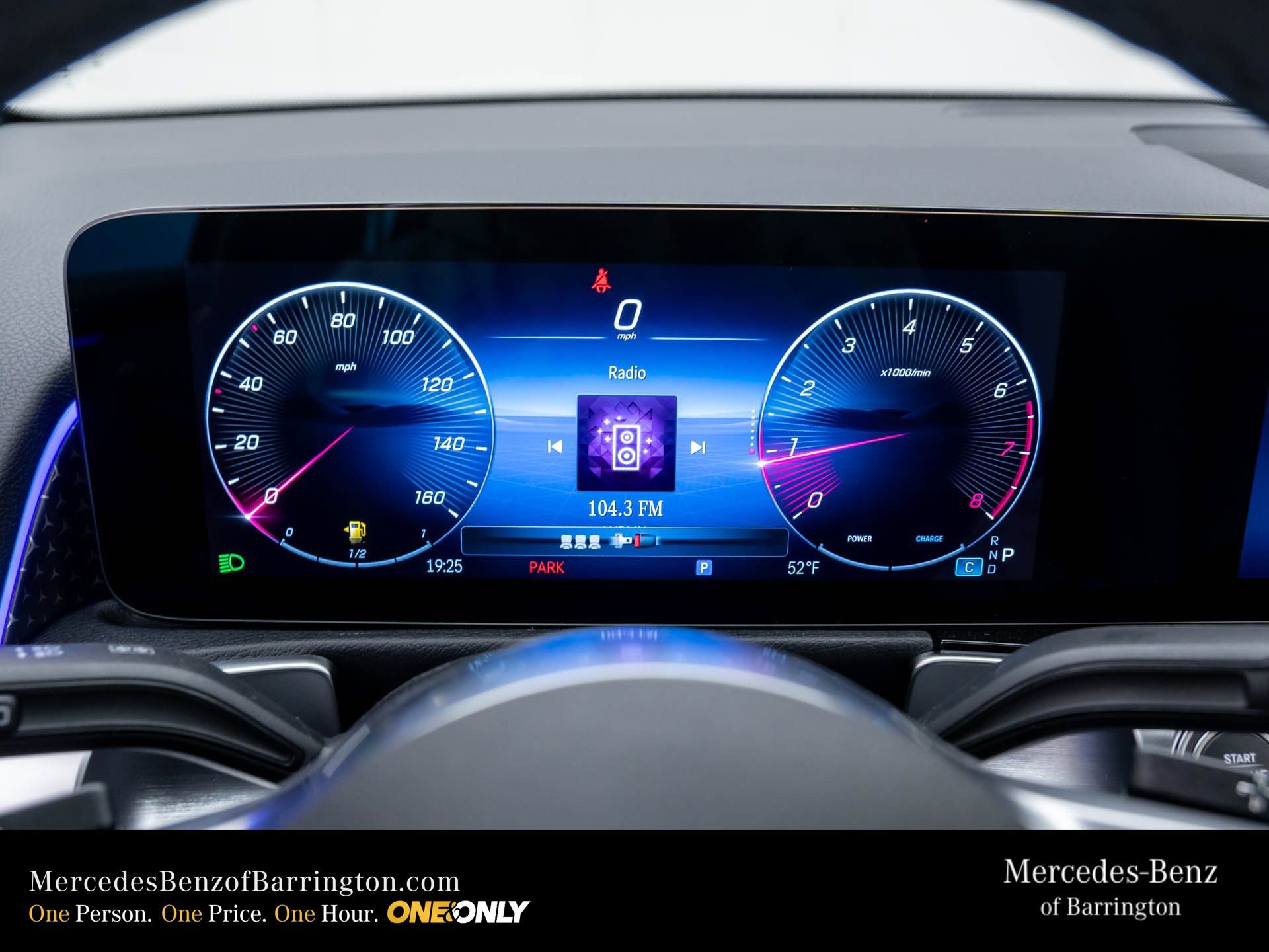 New 2026 Mercedes-Benz GLB 250 4MATIC image 25