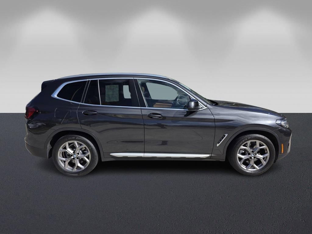Used 2022 BMW X3 sDrive30i w/ Convenience Package RWD image 3