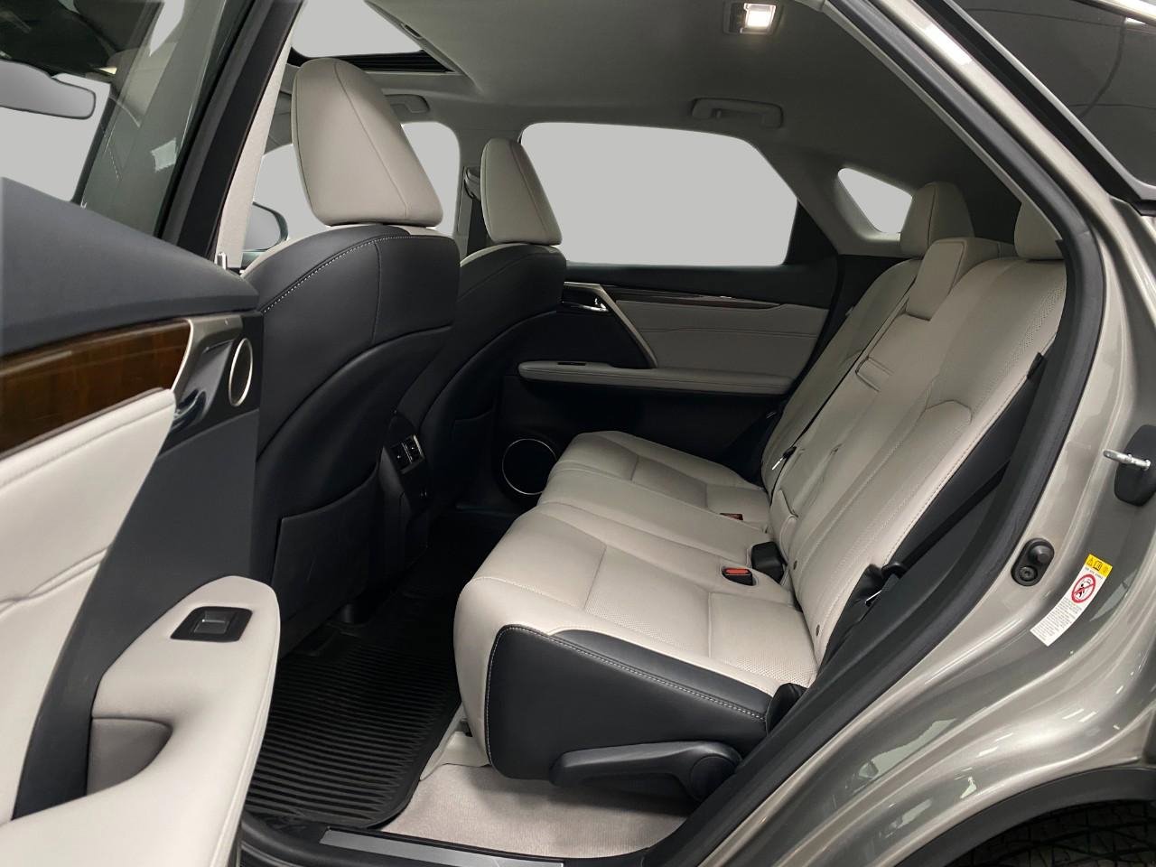 Used 2019 Lexus RX 350 AWD w/ Navigation Package image 32