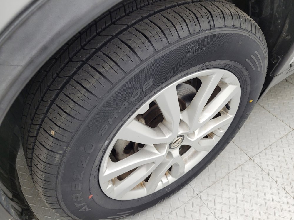 Used 2018 Nissan Rogue SV w/ Premium Package AWD/4WD image 31