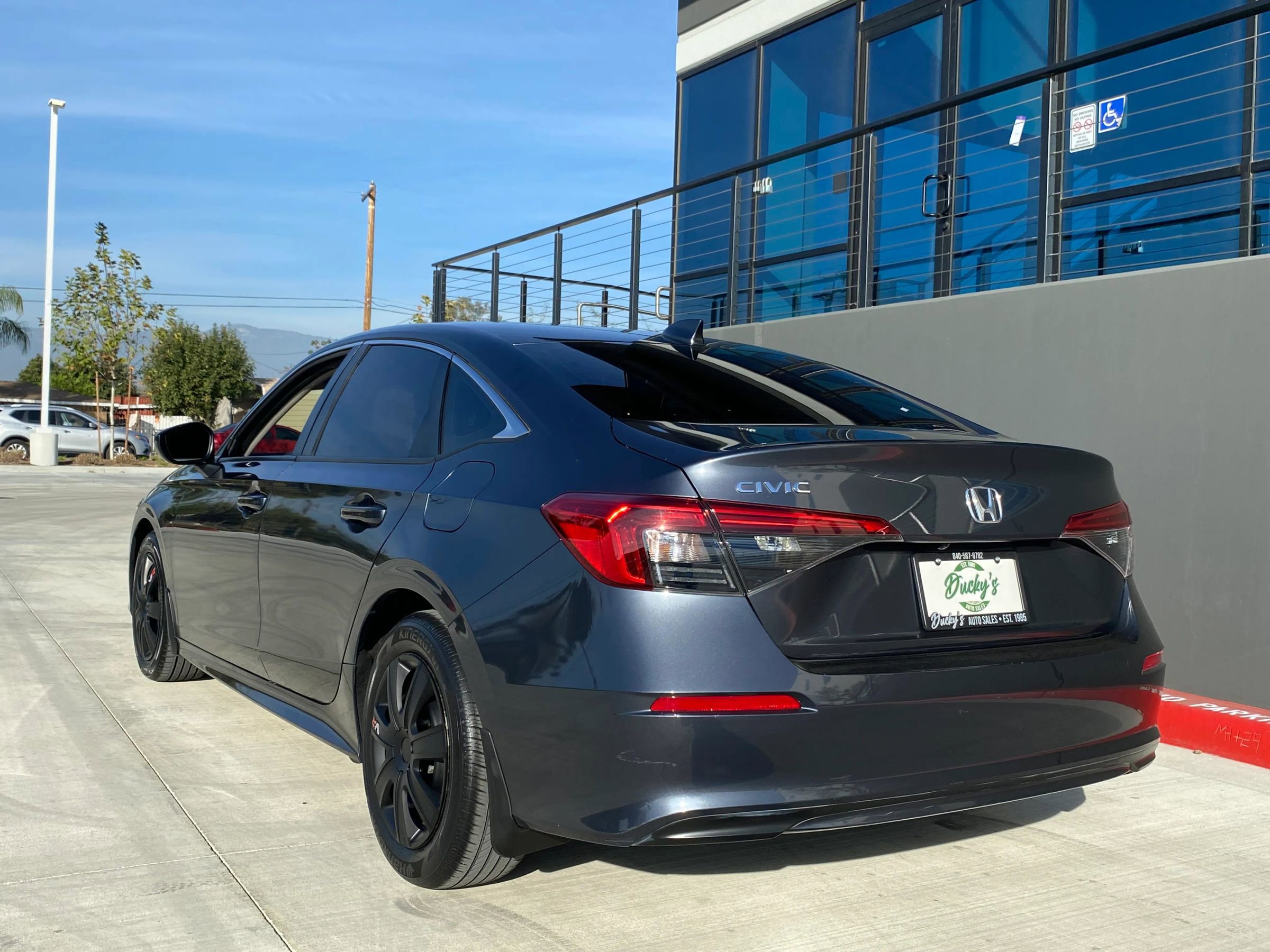 Used 2022 Honda Civic LX image 11