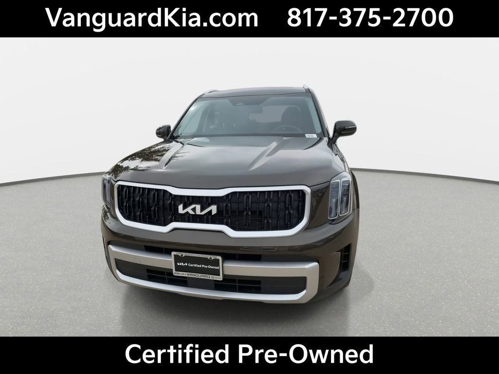 Certified 2023 Kia Telluride EX w/ EX Captain's Chair Package image 3