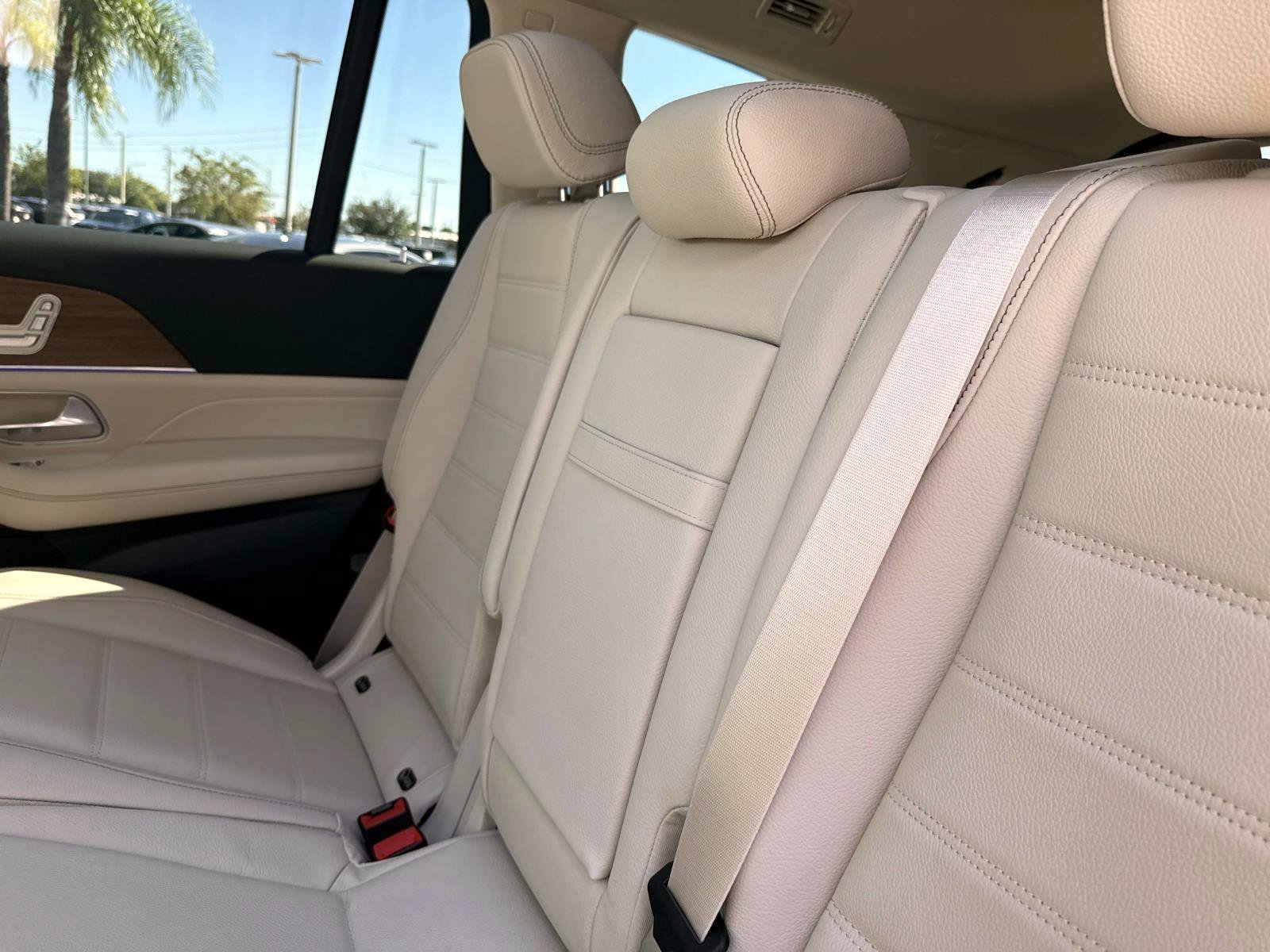 Used 2026 Mercedes-Benz GLS 580 4MATIC w/ Warmth & Comfort Package image 13