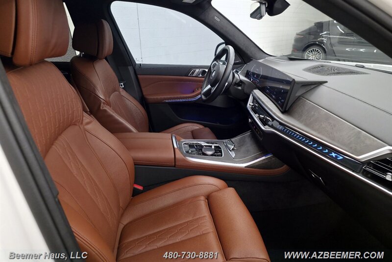 Used 2024 BMW X7 xDrive40i w/ M Sport Package AWD/4WD image 24