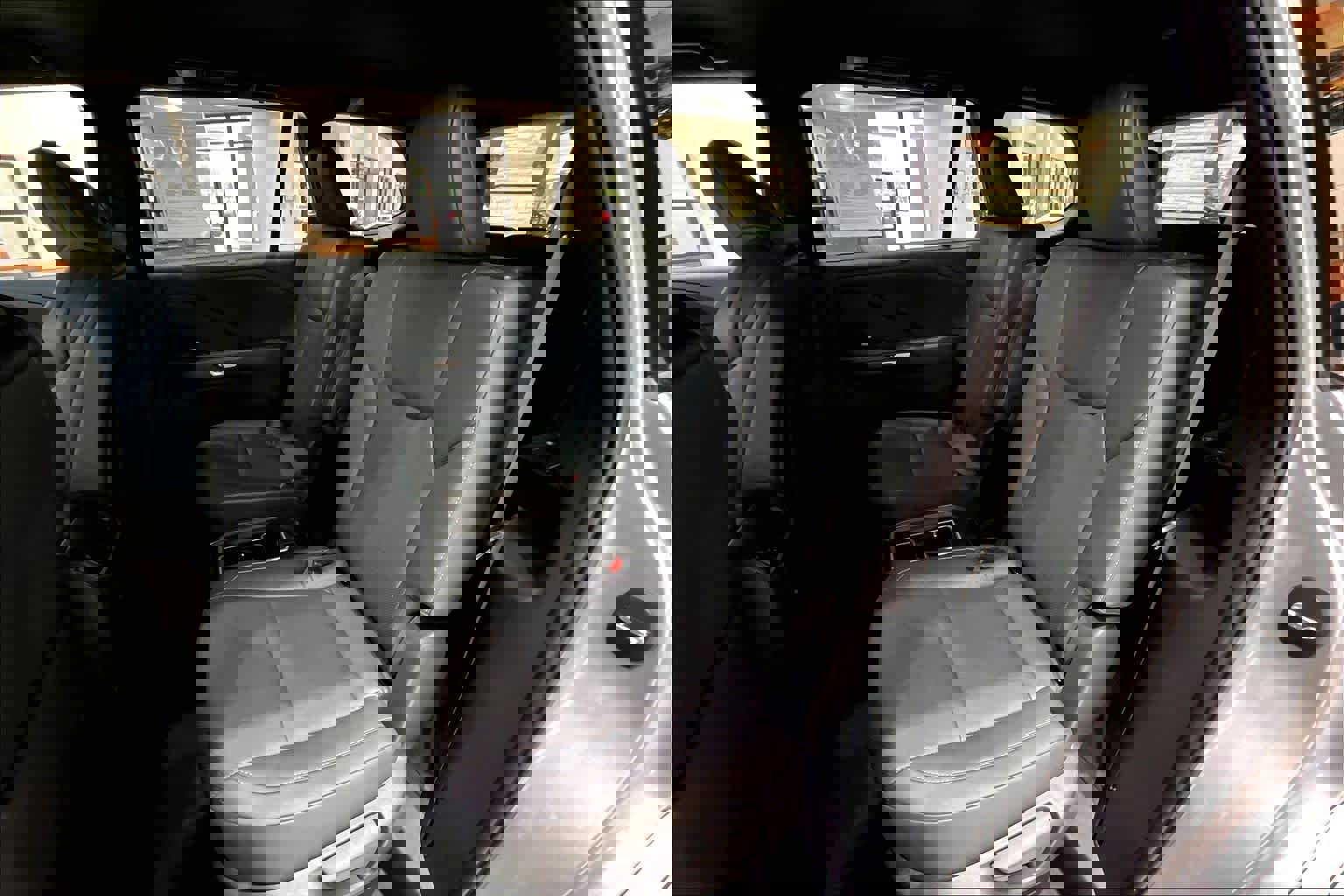 Used 2025 Lexus TX 500h AWD w/ Technology Package image 18