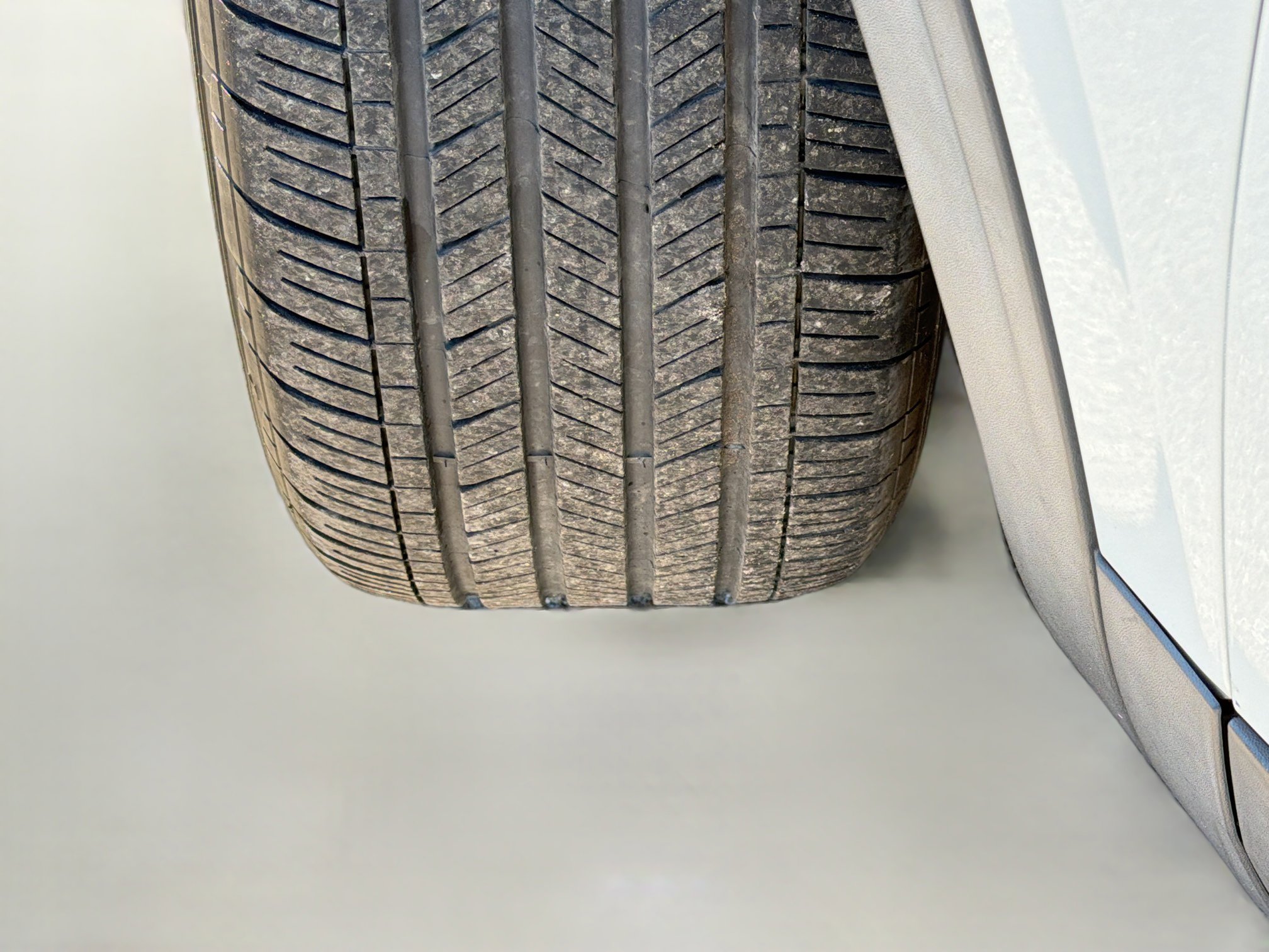 Used 2018 Volkswagen Atlas SEL Premium image 42