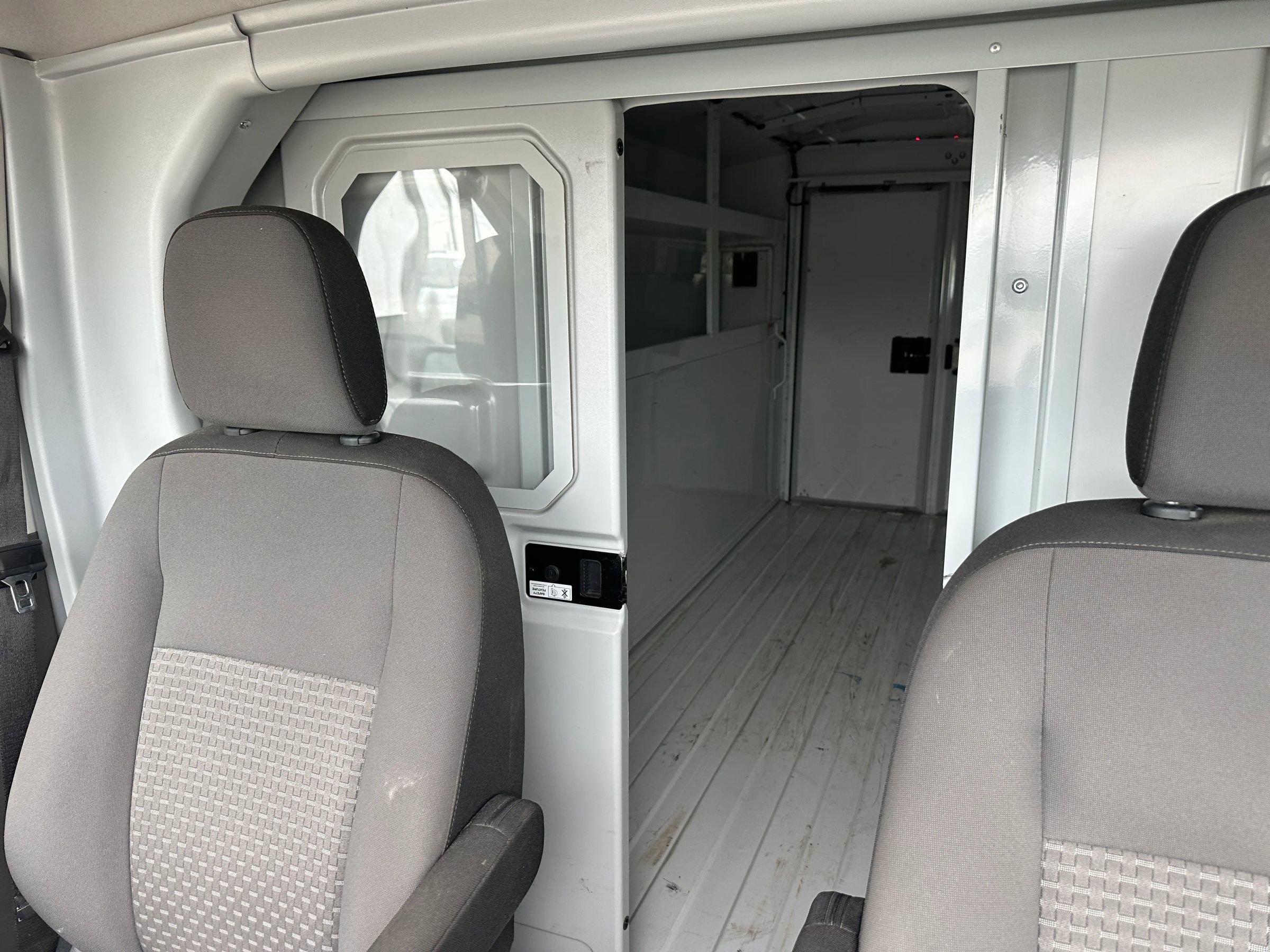 Used 2023 Ford Transit 350 w/ Interior Upgrade Package image 33