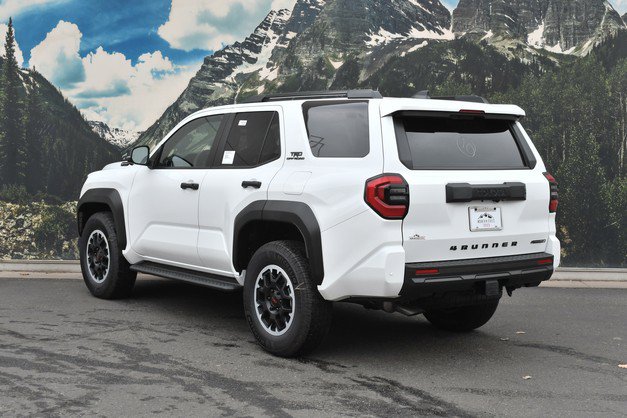 New 2026 Toyota 4Runner TRD Off-Road Premium w/ Tow Technology Package AWD/4WD image 3