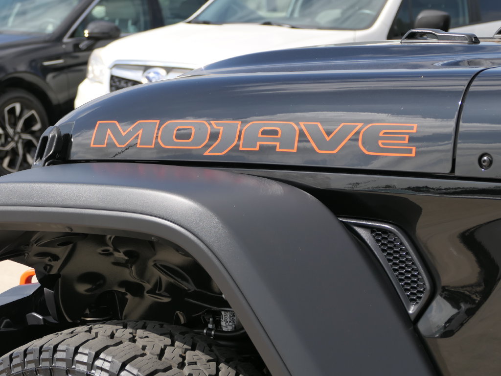 Certified 2026 Jeep Gladiator Mojave AWD/4WD image 13