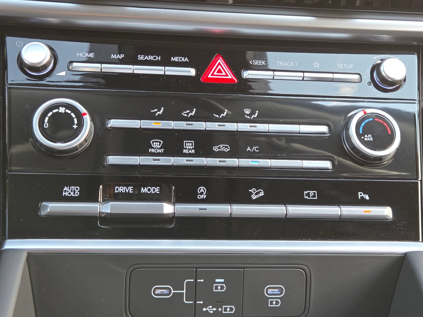 New 2026 Hyundai Santa Fe SE FWD image 36