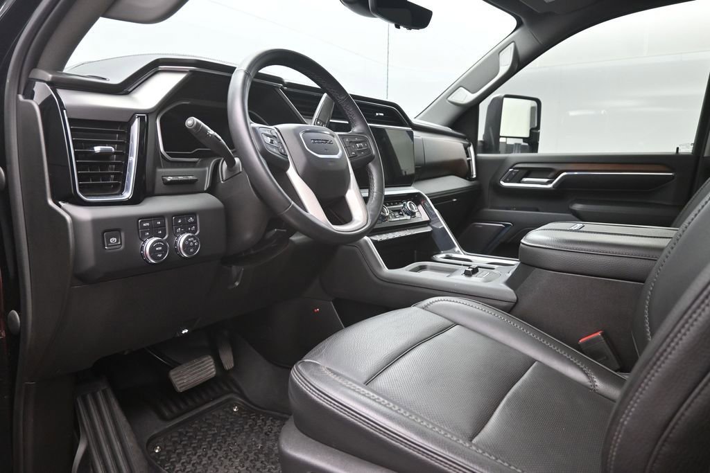 Used 2024 GMC Sierra 3500 Denali w/ Denali Reserve Package AWD/4WD image 19