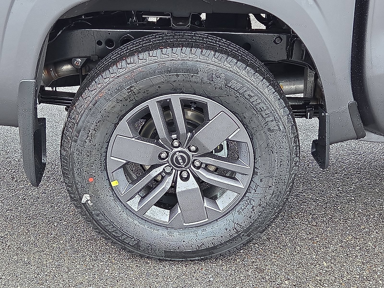 New 2026 Nissan Frontier SV w/ Tow Package AWD/4WD image 7