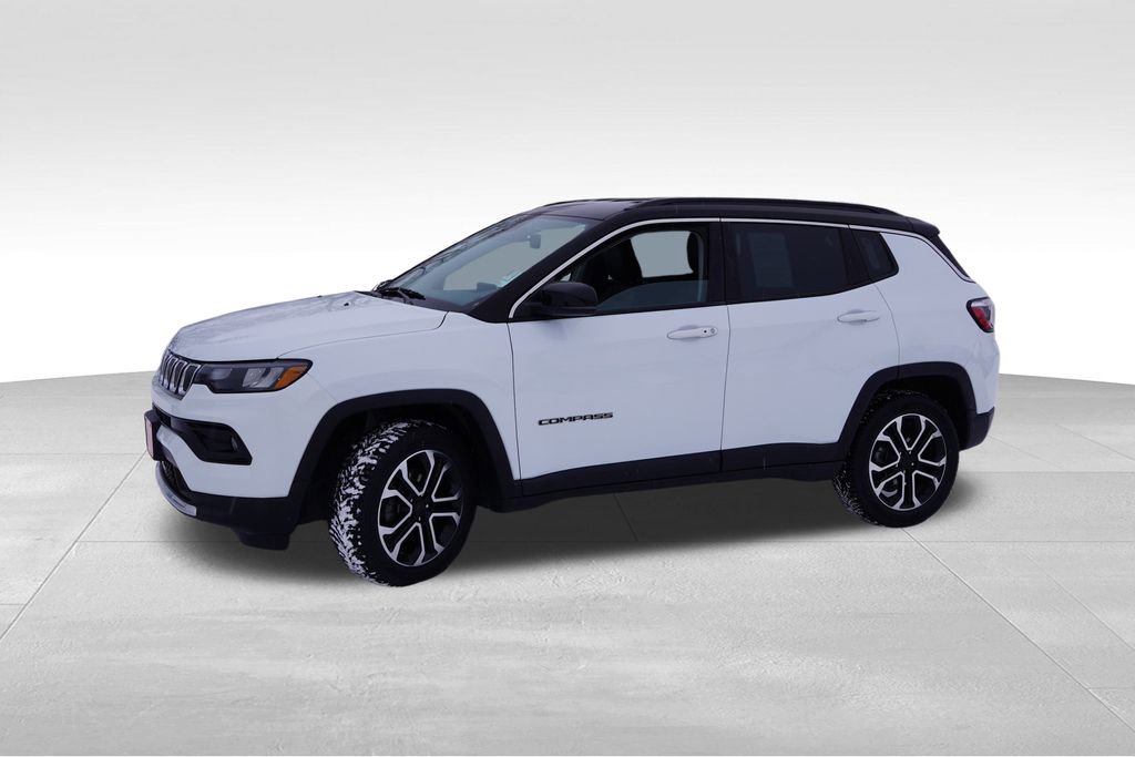 Certified 2022 Jeep Compass Limited image 11