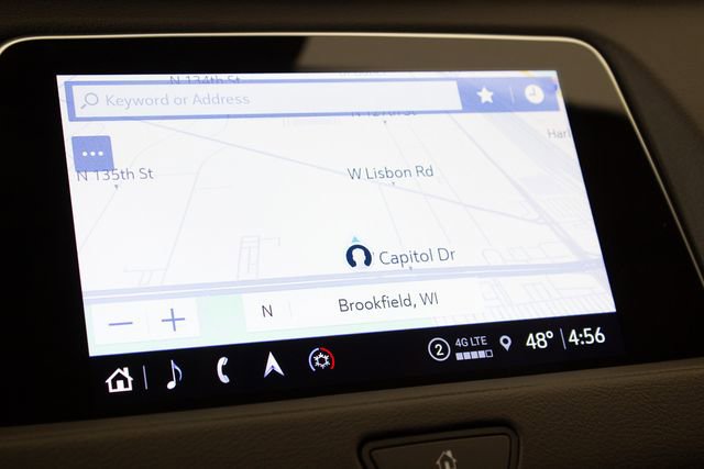 Used 2023 Cadillac XT4 Luxury w/ Cold Weather Package image 29