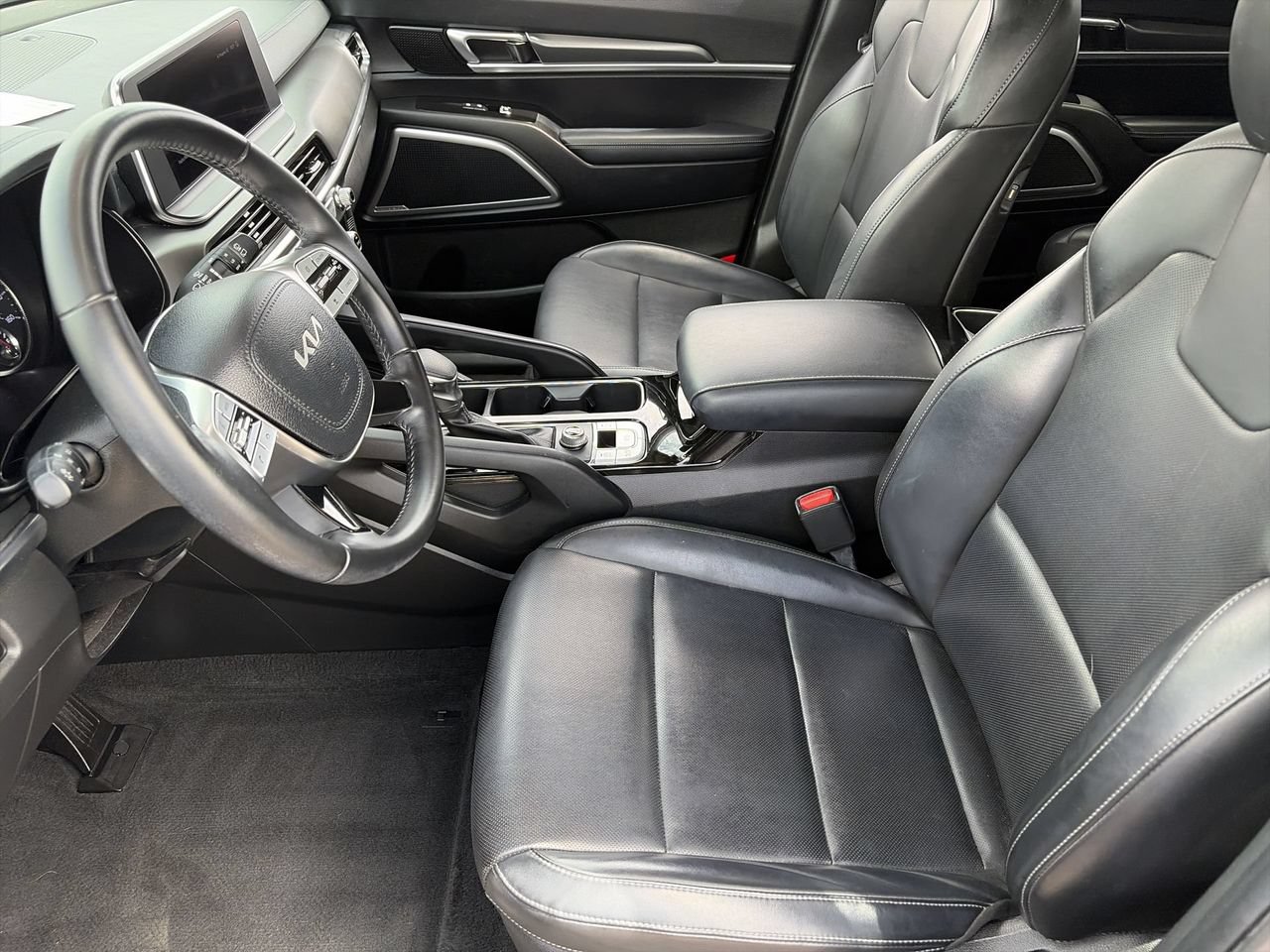 Certified 2022 Kia Telluride LX FWD image 18
