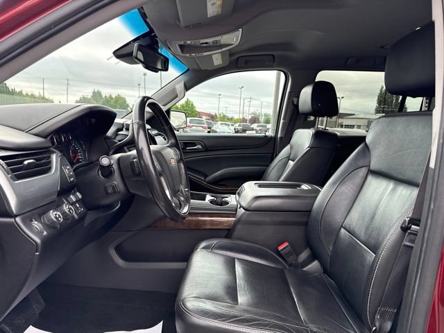 Used 2016 Chevrolet Suburban LT w/ Luxury Package AWD/4WD image 24
