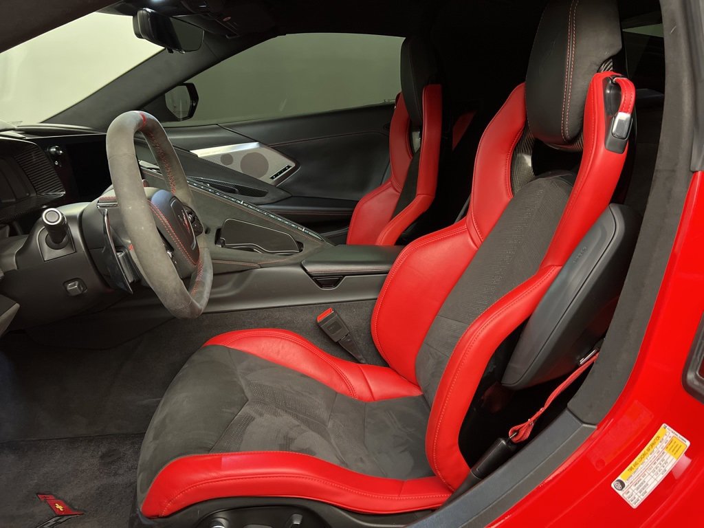 Used 2020 Chevrolet Corvette Stingray w/ 3LT Preferred Equipment Group image 32