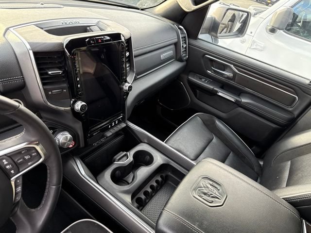 Used 2025 RAM 1500 Laramie AWD/4WD image 8