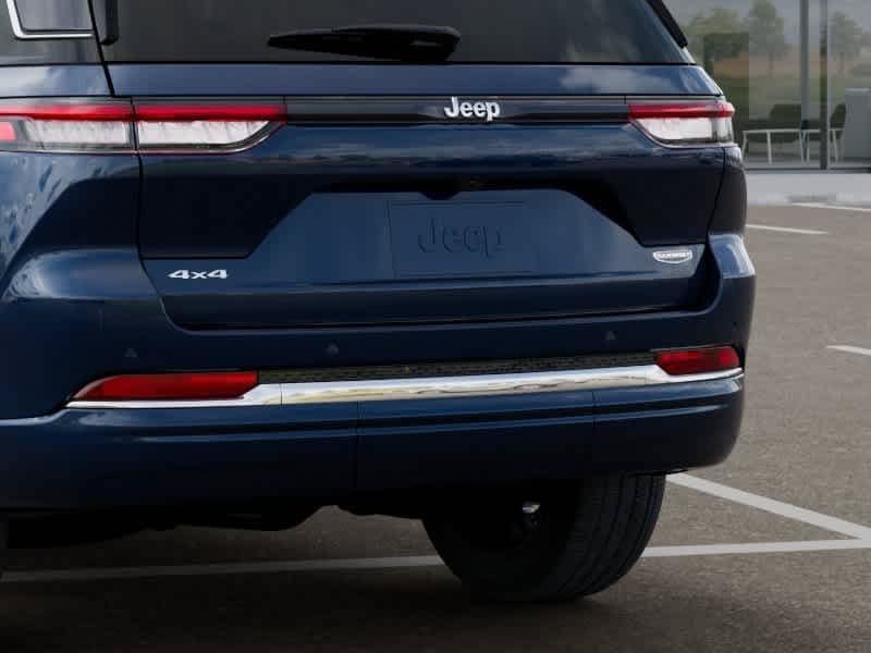 New 2027 Jeep Grand Cherokee Summit AWD/4WD image 13