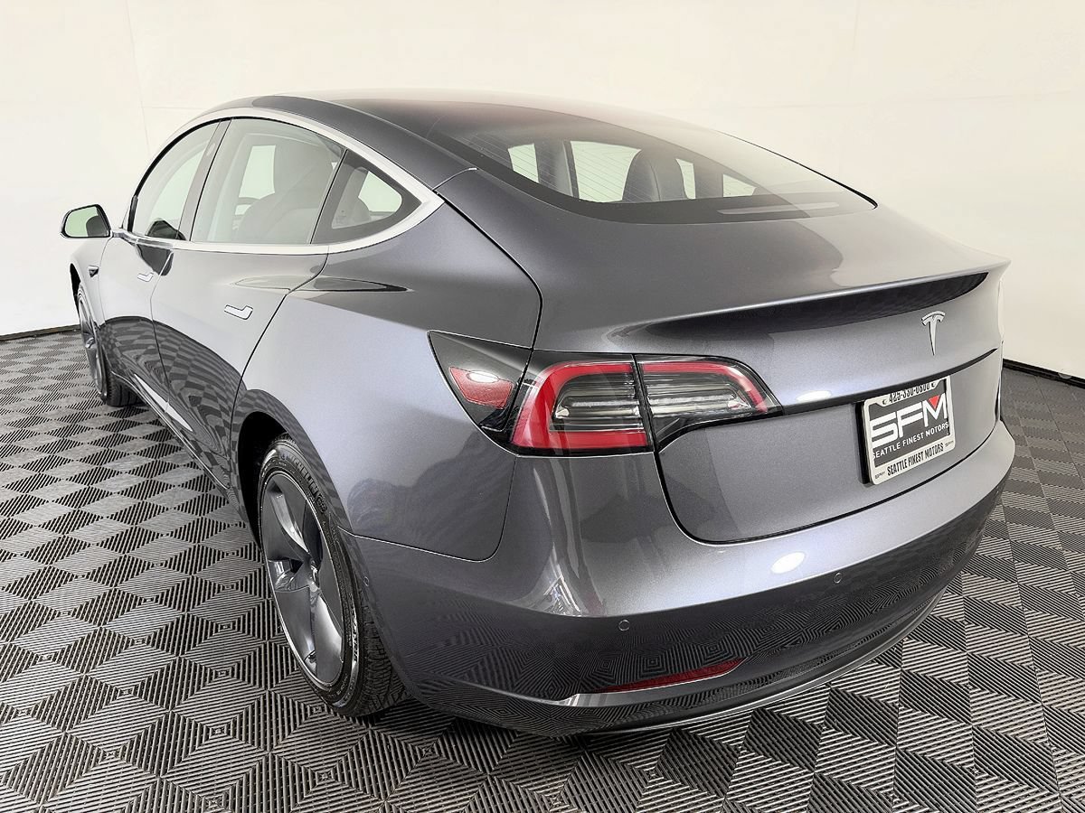 Used 2018 Tesla Model 3 Long Range RWD image 14
