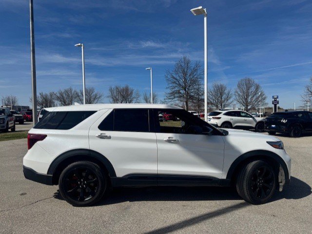 Used 2022 Ford Explorer ST w/ Equipment Group 401A image 14