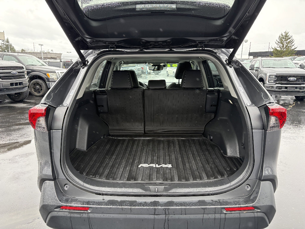 Used 2025 Toyota RAV4 XLE Premium w/ Weather Package AWD/4WD image 8