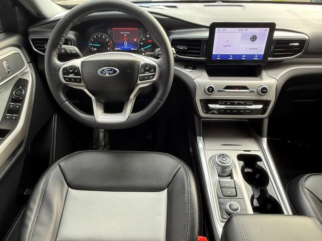 Certified 2023 Ford Explorer XLT w/ Equipment Group 202A AWD/4WD image 8