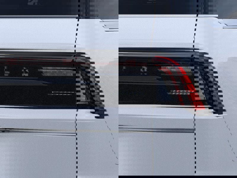New 2025 Lincoln Navigator Reserve image 21