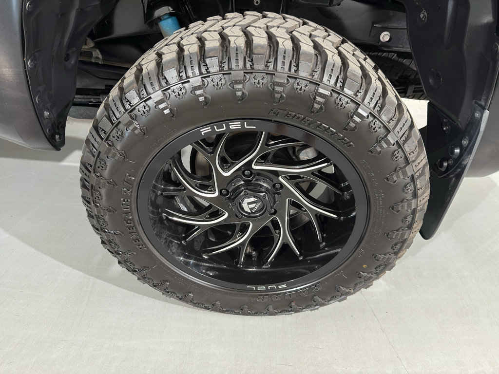 Used 2017 Toyota Tundra Limited image 6