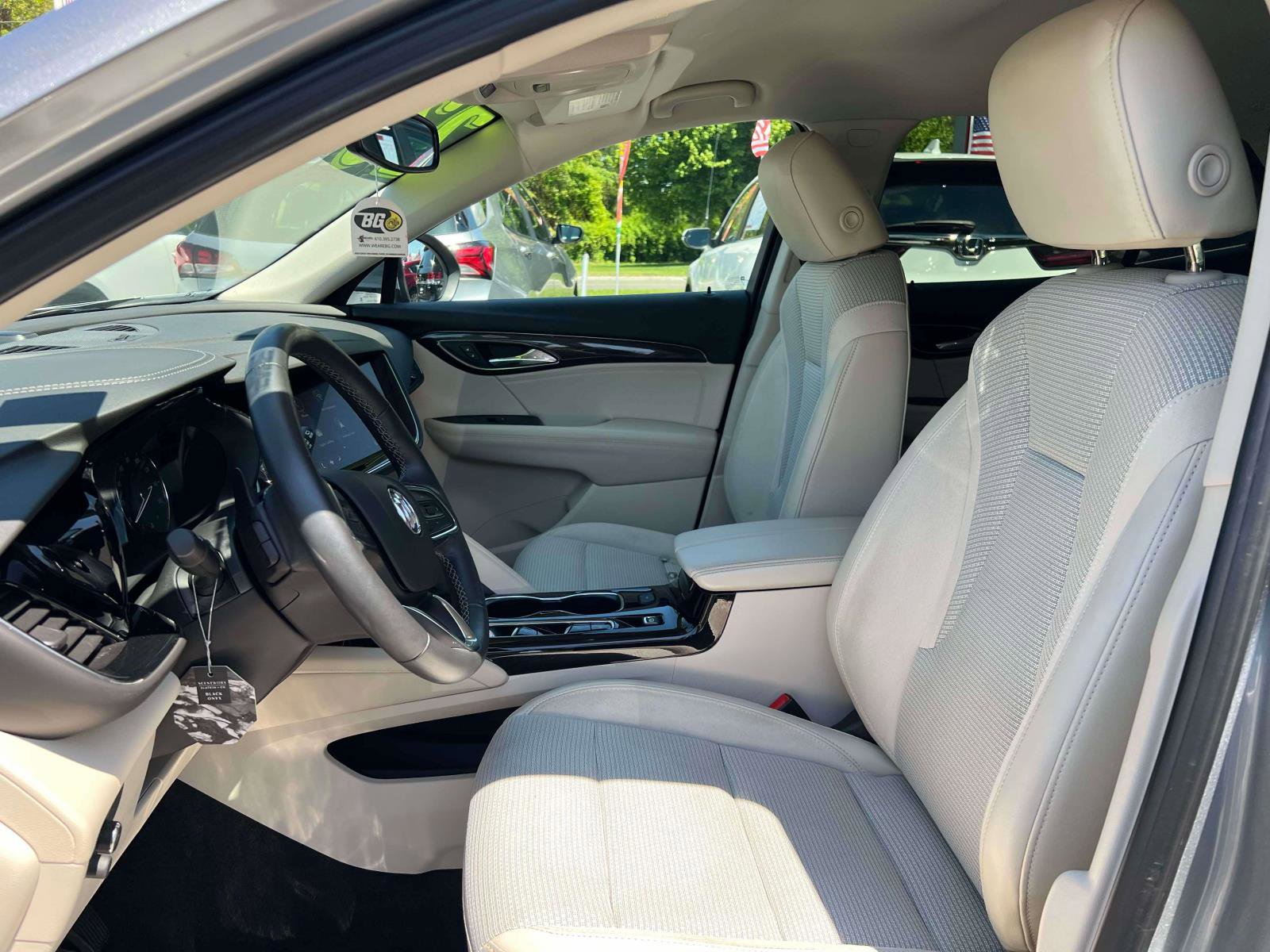 Used 2023 Buick Envision Preferred FWD image 23