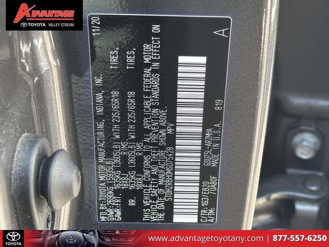 Certified 2021 Toyota Highlander XLE AWD/4WD image 23