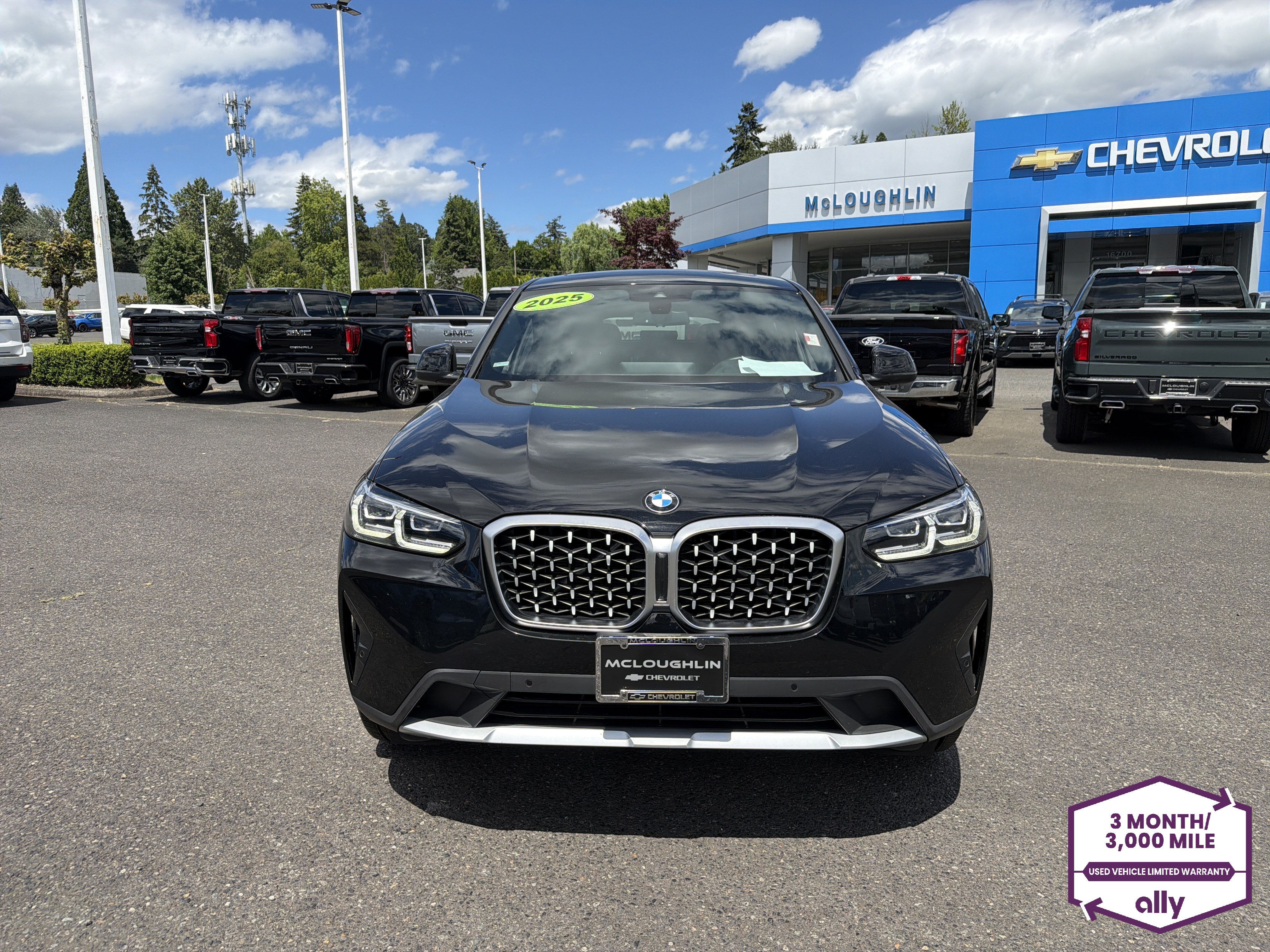 Used 2025 BMW X4 xDrive30i AWD/4WD image 7