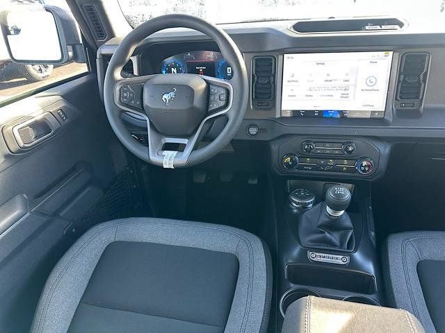 New 2025 Ford Bronco 4-Door image 14