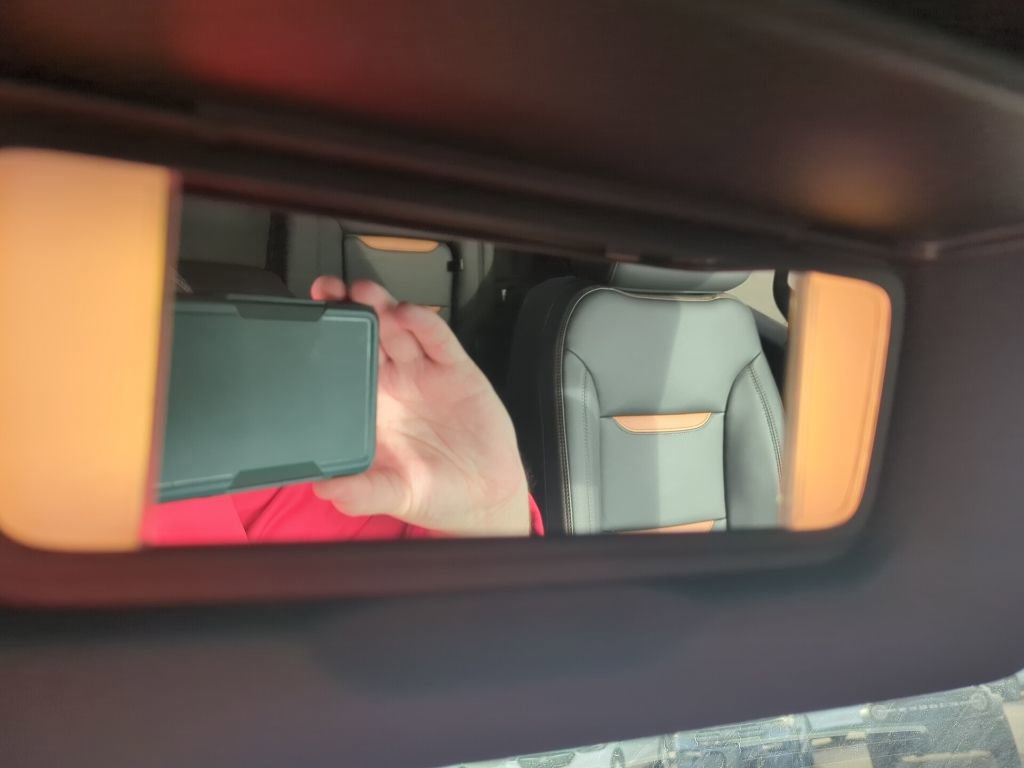 Used 2024 GMC Sierra 1500 AT4 w/ Technology Package image 62