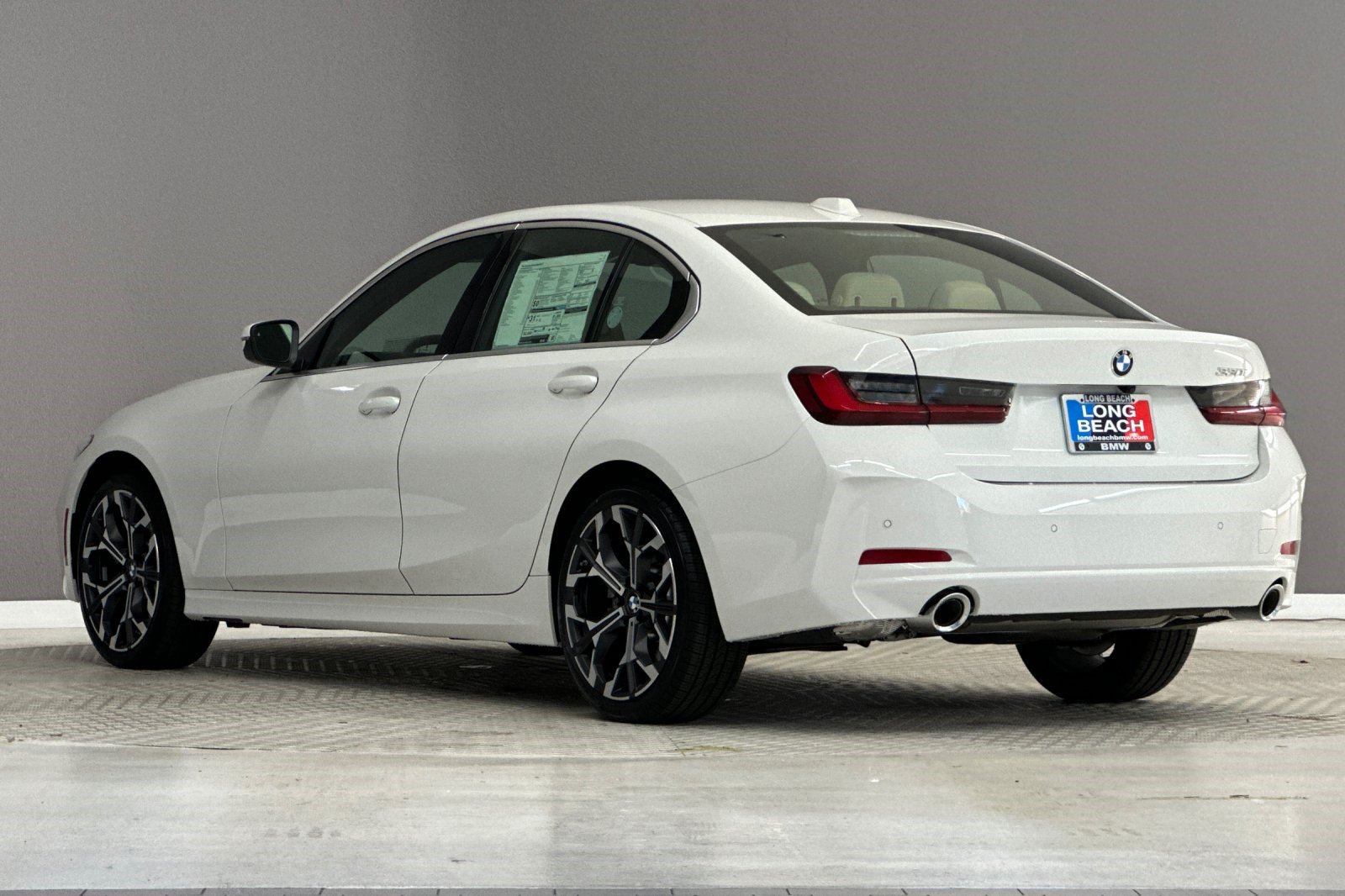 New 2026 BMW 330i Sedan w/ Convenience Package RWD image 3