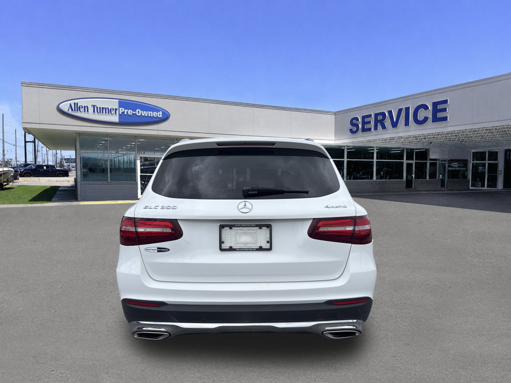 Used 2018 Mercedes-Benz GLC 300 4MATIC image 7