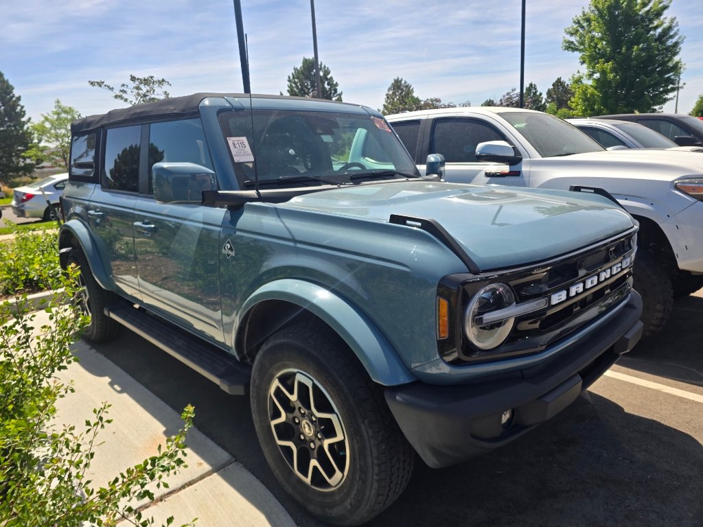 Used 2022 Ford Bronco Outer Banks AWD/4WD image 9