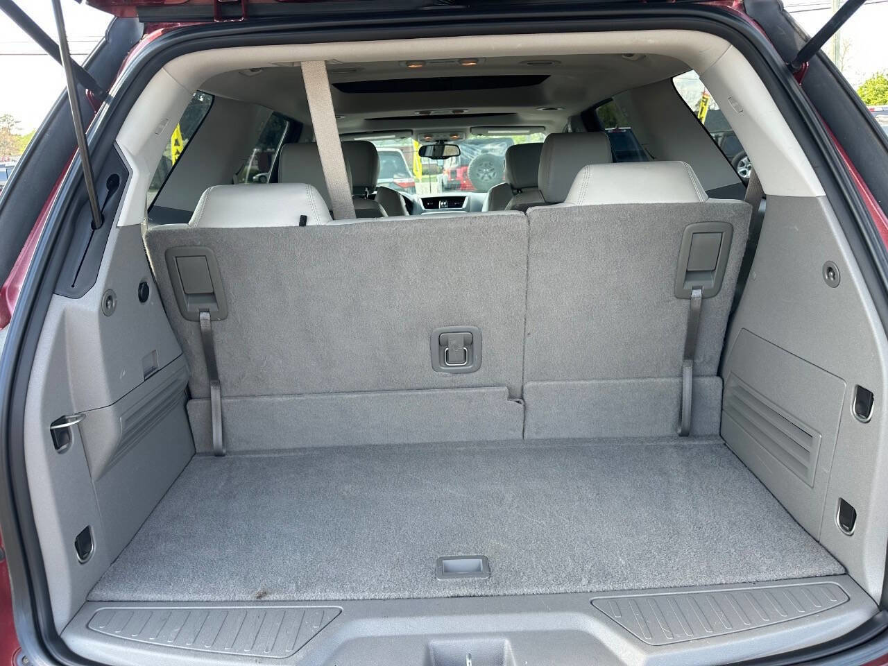 Used 2015 GMC Acadia SLT image 27