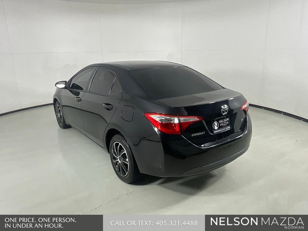 Used 2016 Toyota Corolla LE FWD image 8