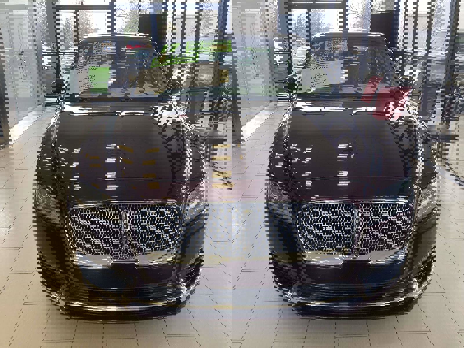 Used 2017 Lincoln Continental Reserve w/ Technology Package image 10