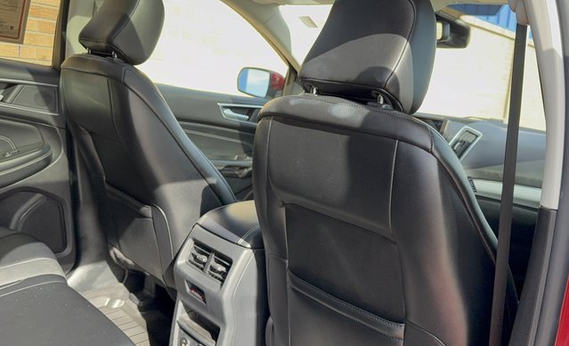 Used 2021 Ford Edge Titanium w/ Equipment Group 301A image 27