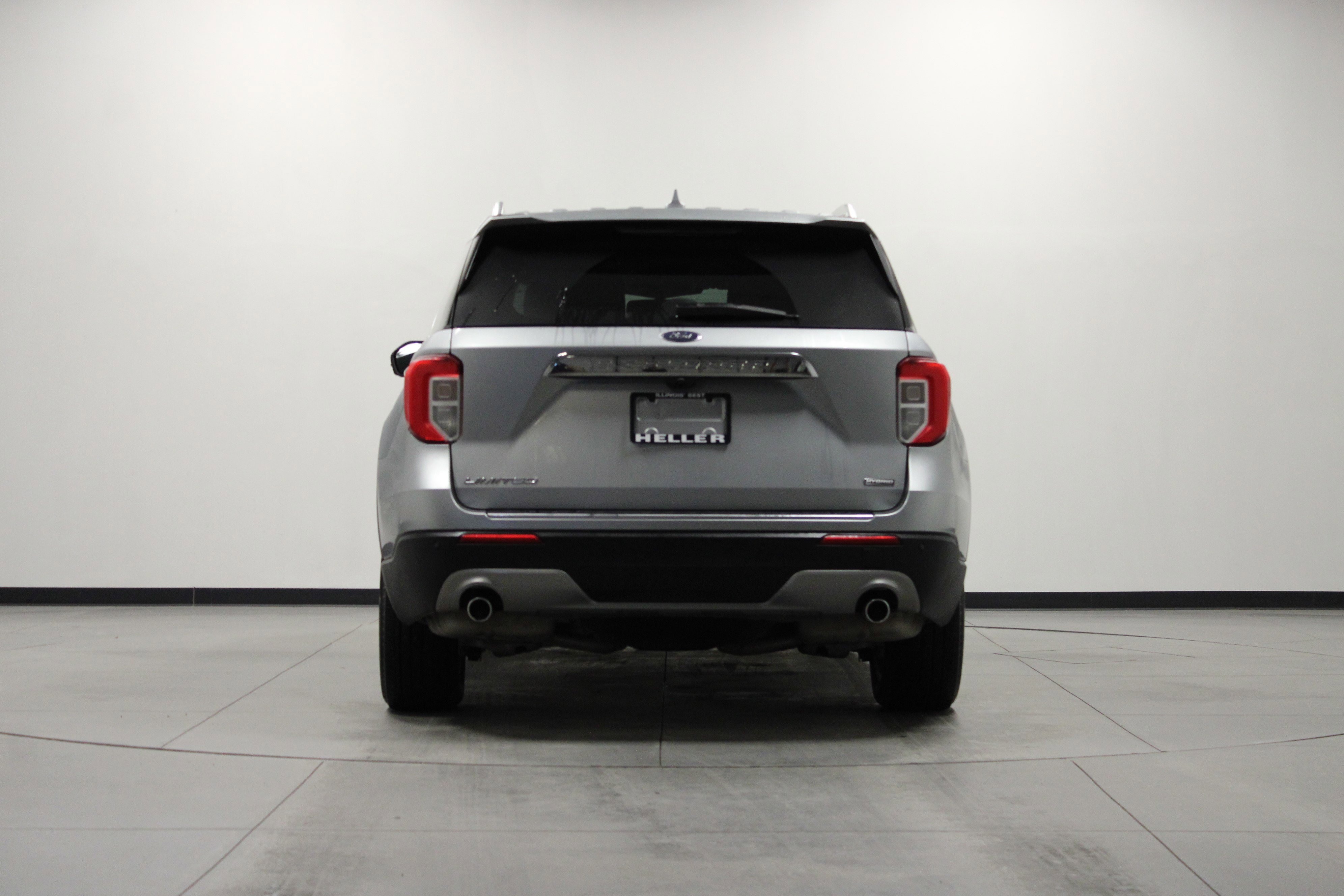 Used 2020 Ford Explorer Limited w/ Hybrid Equipment Group 310A image 5