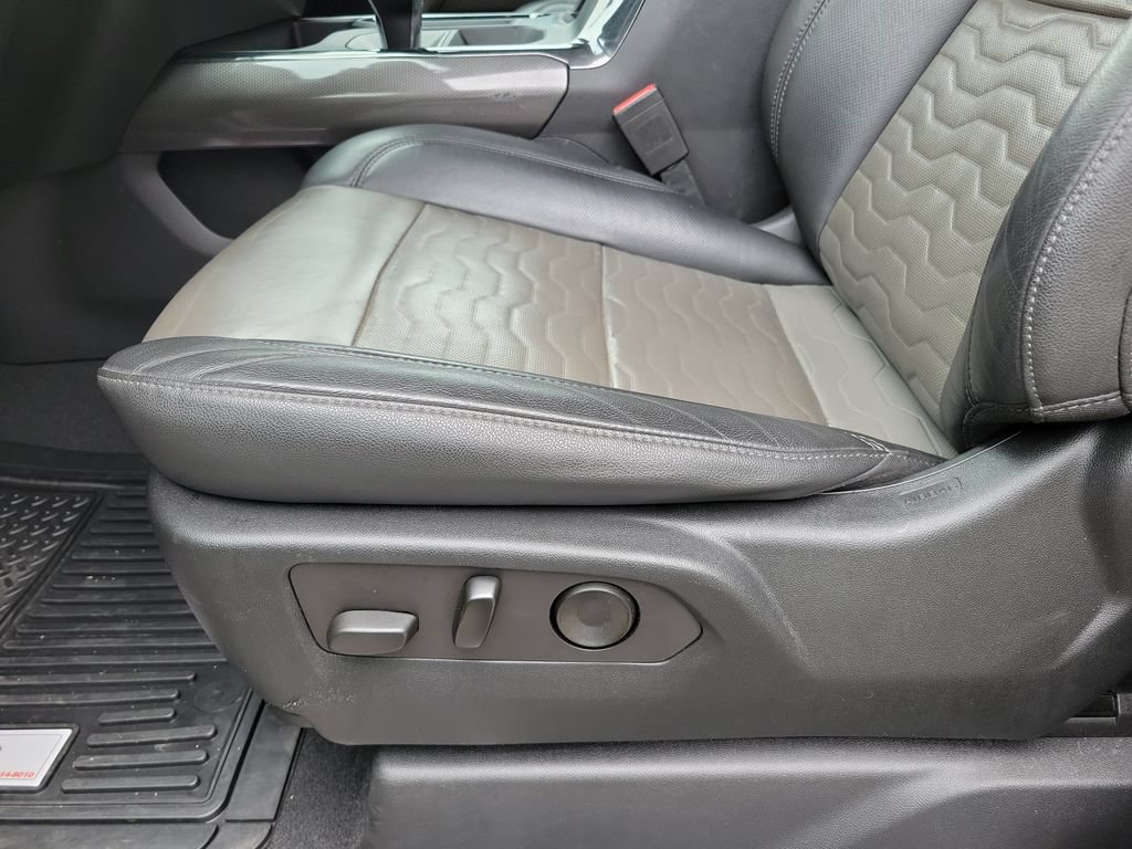 Used 2022 Chevrolet Silverado 1500 ZR2 AWD/4WD image 12