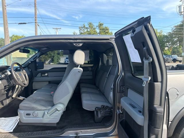 Used 2014 Ford F150 XLT w/ Equipment Group 302A Luxury AWD/4WD image 17