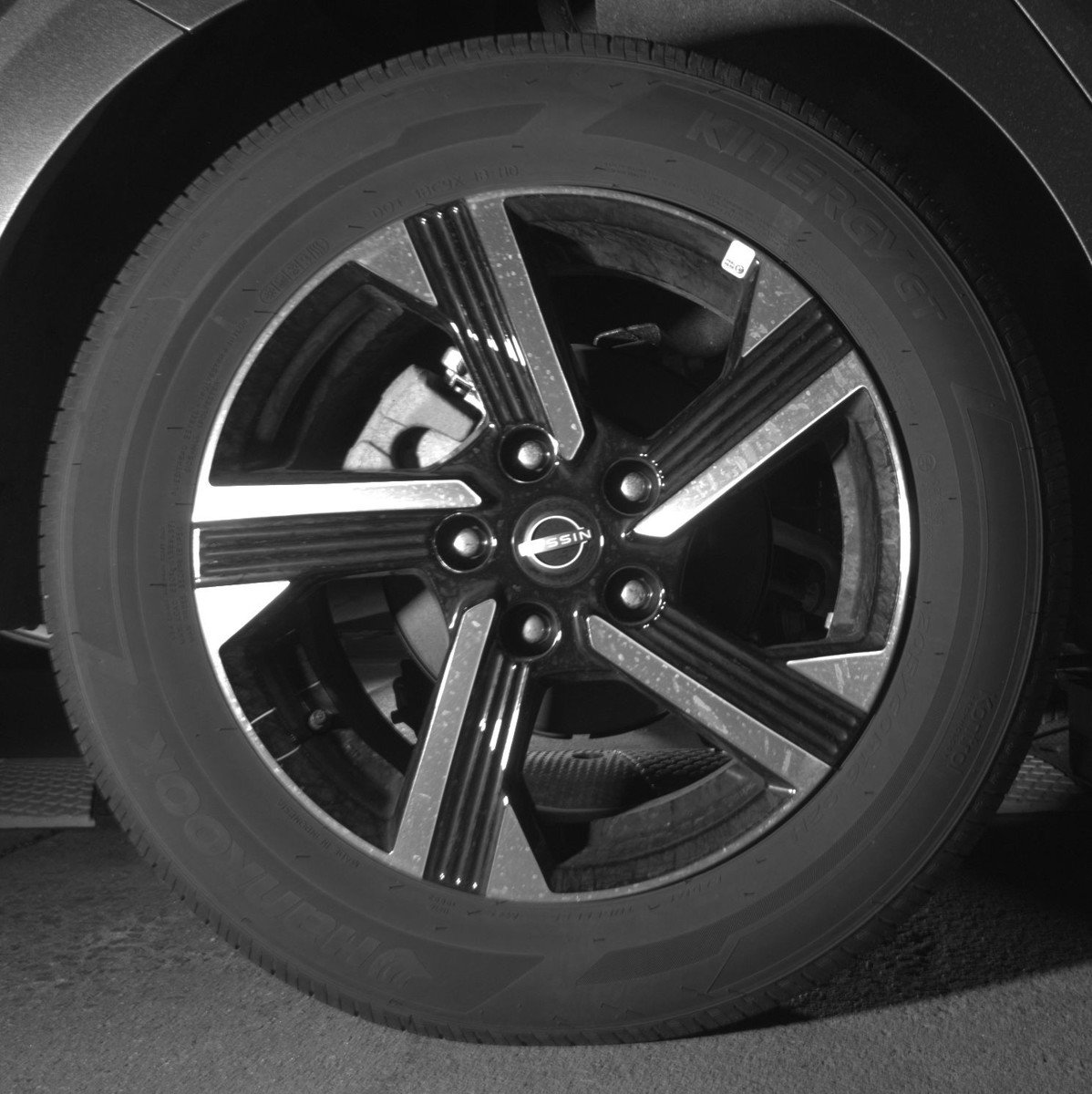 Used 2025 Nissan Sentra SV image 15