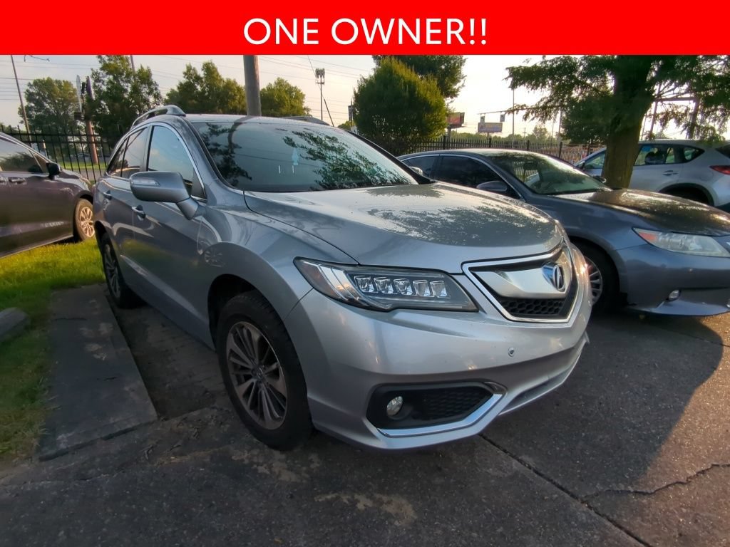 Used 2017 Acura RDX w/ Advance Package AWD/4WD image 3
