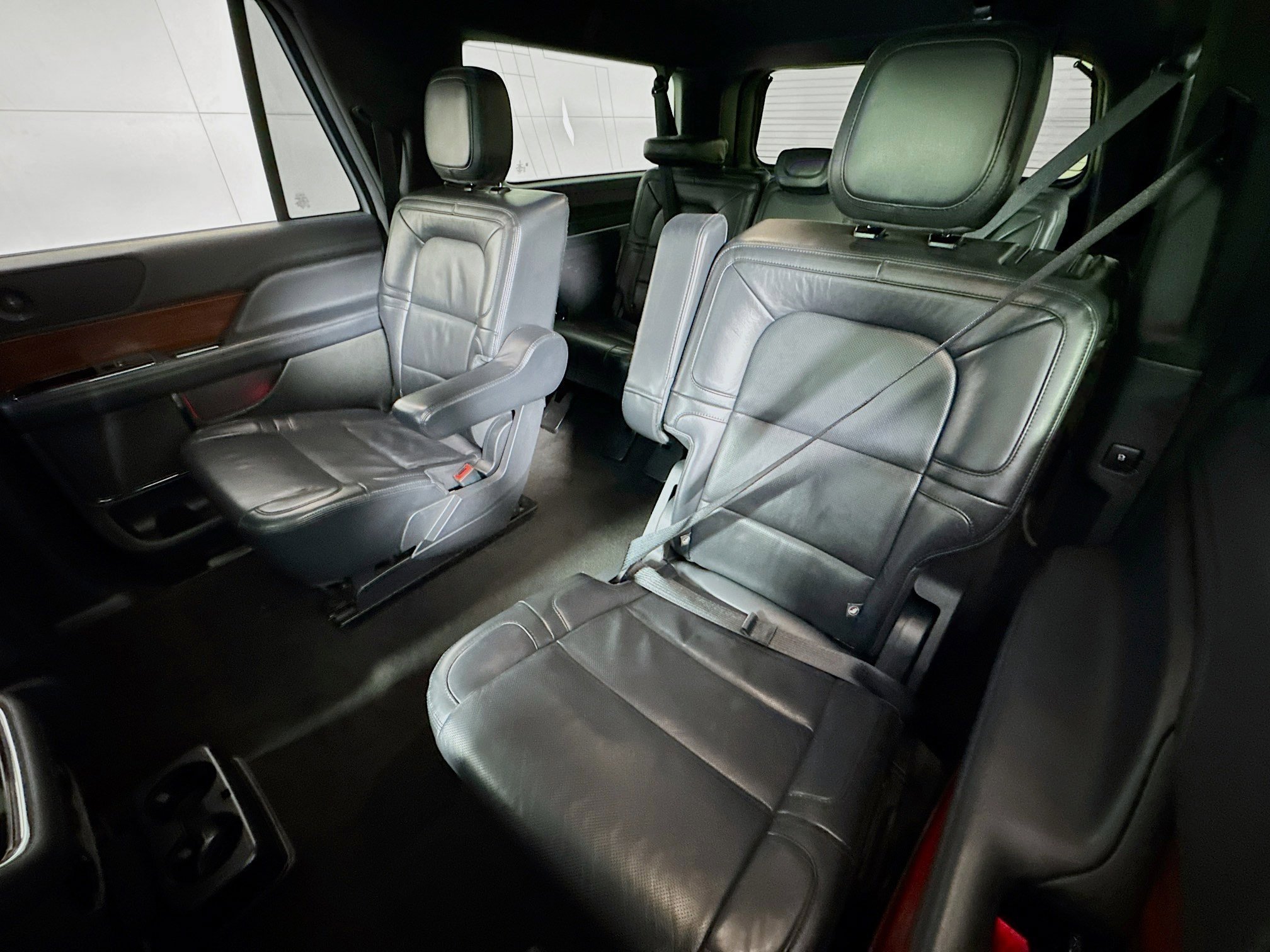 Used 2023 Lincoln Navigator L Reserve AWD/4WD image 25